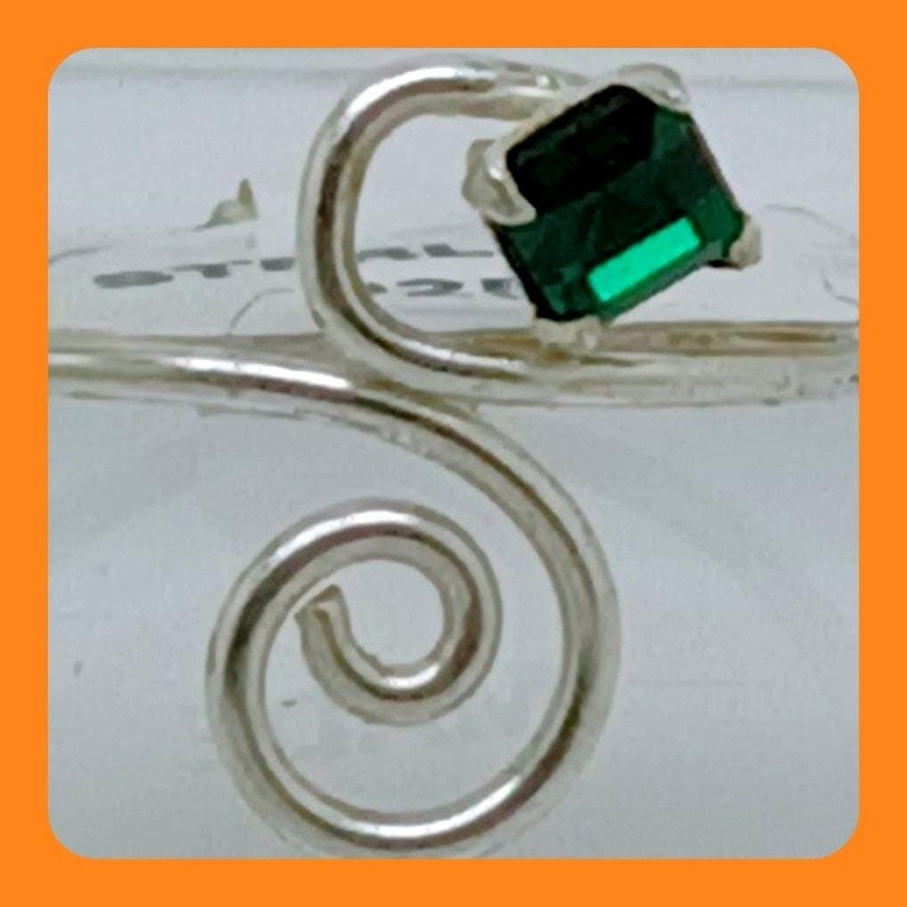 Sterling Silver 925 Green CZ Square Swirl Bypass Adjustable Toe Ring